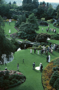 Picture of an outdoor wedding--not exactly like the one where I asked God if I could sing a new song for people. That wedding was a period wedding and everyone was dressed in 18th century clothing.
